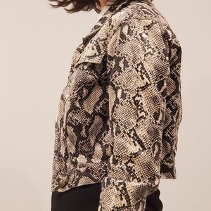 Crop top snake skin jacket